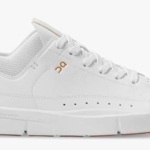 The Roger tennis-inspired sneaker with CloudTec®. Developed with Roger Federer